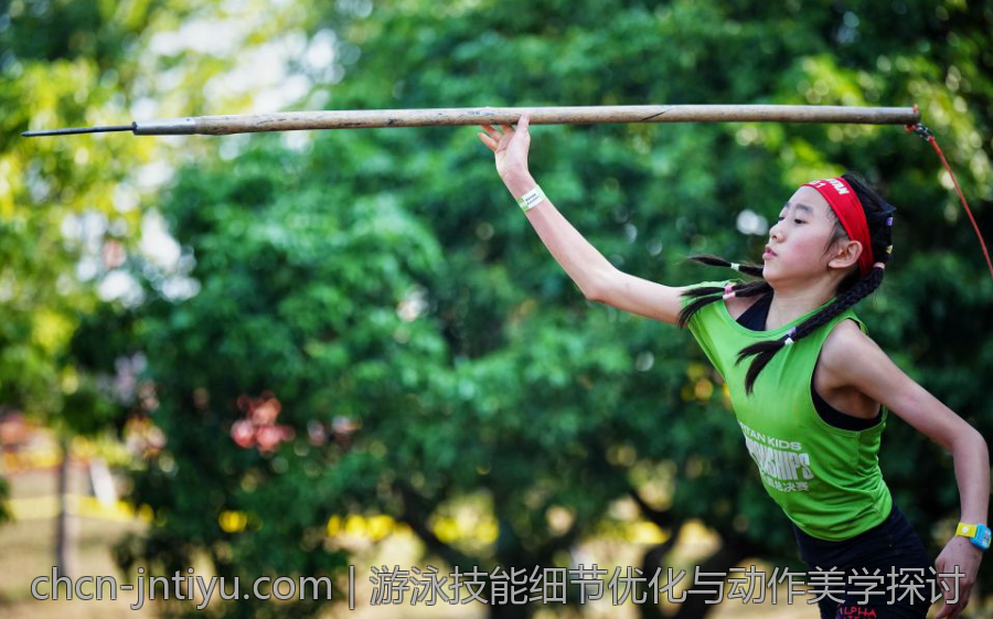 游泳技能细节优化与动作美学探讨
