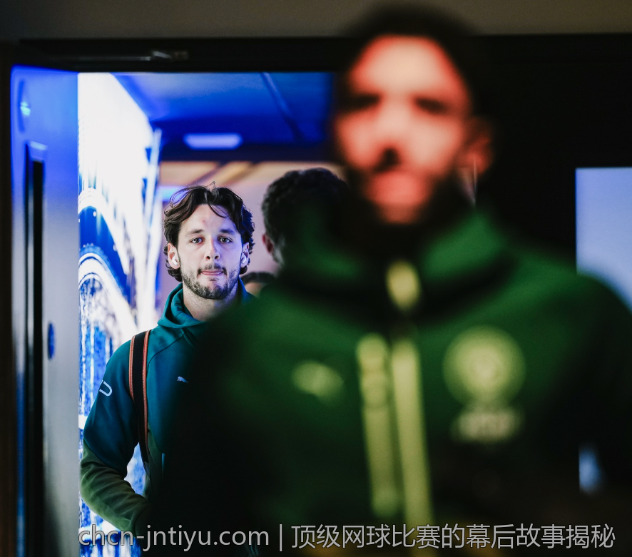 顶级网球比赛的幕后故事揭秘